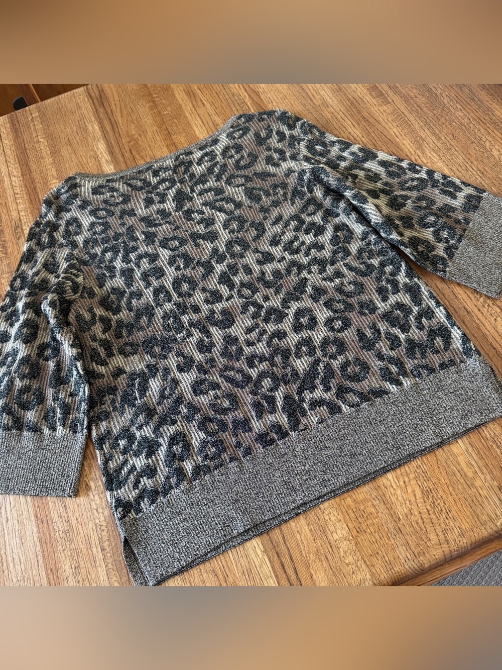St. John Metallic Leopard Print Wool Blend Knit Top - Size M - Picture 7 of 10